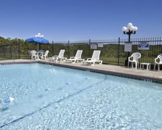 Express Inn - Eureka Springs - Pool