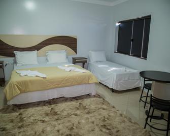 Tio San Hotel - Mundo Novo - Bedroom