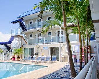Spray Beach Oceanfront Hotel - Spray Beach - Будівля