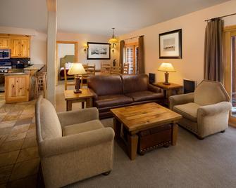 Mountain Lodge Telluride - Telluride - Living room