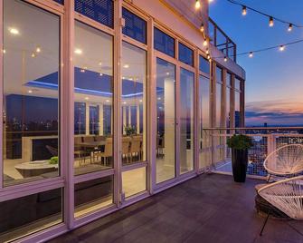 NoMo SoHo - New York - Balcony