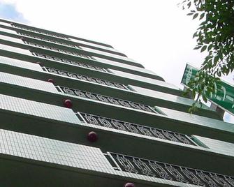 Aomori Green Park Hotel - Aomori - Gebouw