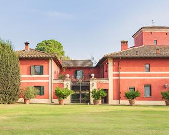Ca' Palazzo Malvasia - Sasso Marconi - Edificio