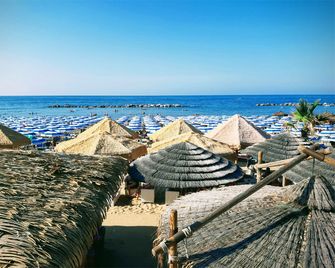 Hotel Meridiano - Termoli - Strand