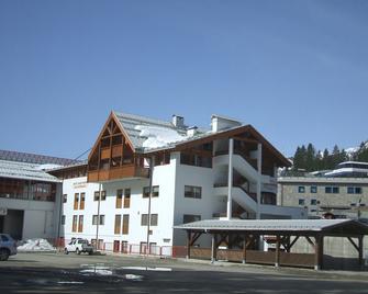 Hotel Fortini - Madonna di Campiglio - Building