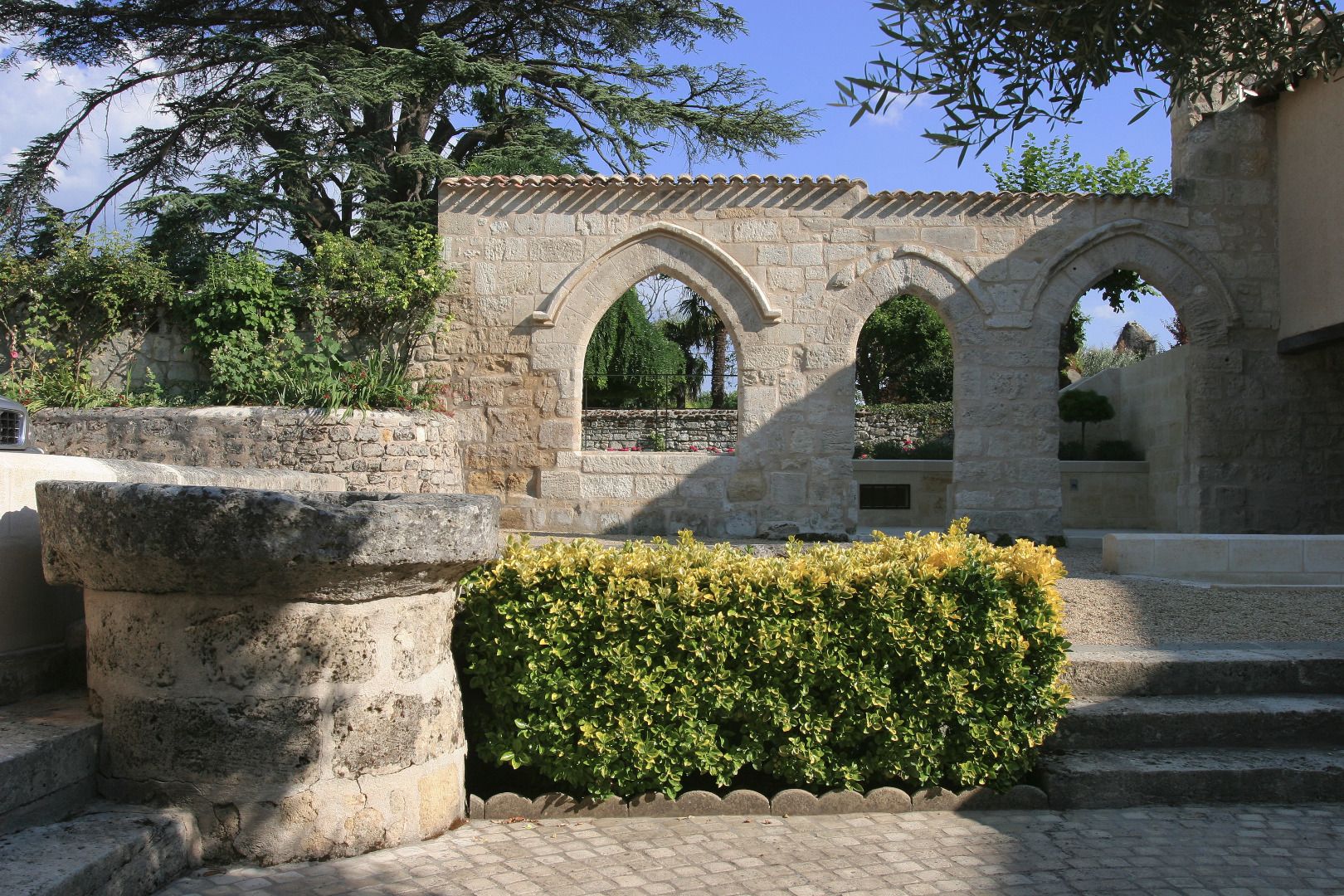 Hôtel Au Logis des Remparts - Saint-Émilion - Вигляд зовні