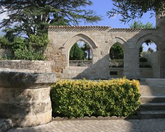 Hôtel Au Logis des Remparts - Saint-Émilion - Außenansicht