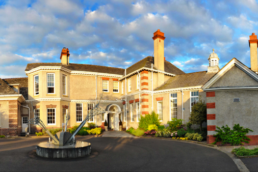 Leverhulme Hotel - Wirral - Building