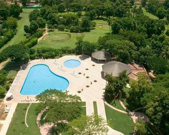 Laico l Amitie Bamako - באמאקו - בריכה