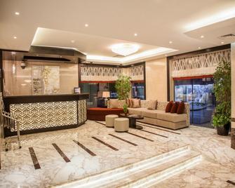 Xclusive Hotel Apartments - Dubai - Rezeption