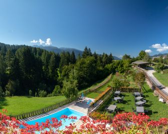 Hotel Langeshof - Anterivo - Außenansicht