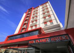 Red Planet Davao - Davao City - Gebouw
