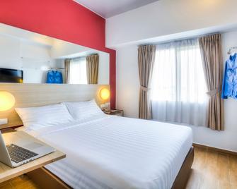 Monoloog Hotel Bekasi - Bekasi - Bedroom