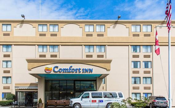 Comfort Inn Boston 101 2 7 6 Boston Hotel Deals Reviews
