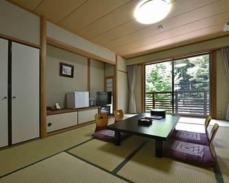 Taishaku Sukora Kogenso - Jinsekikogen - Dining room