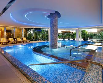 Four Seasons Hotel - Limassol - Bể bơi