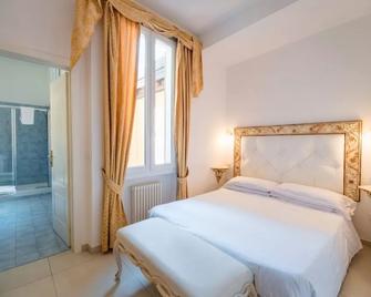 Due Torri - Bologna - Bedroom