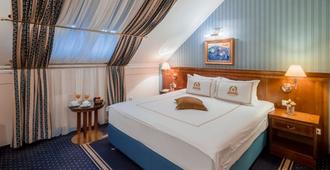 Hotel Waldinger - Osijek - Bedroom