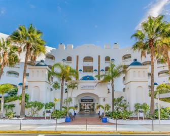 Santa Barbara Golf and Ocean Club by Diamond Resorts - Los Abrigos - Building