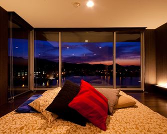 هينانوساتو سانيوكان - هيتا - غرفة نوم