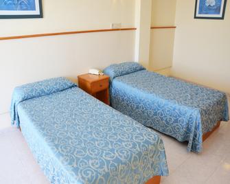 Apartamentos Tropical Garden - Ibiza - Bedroom