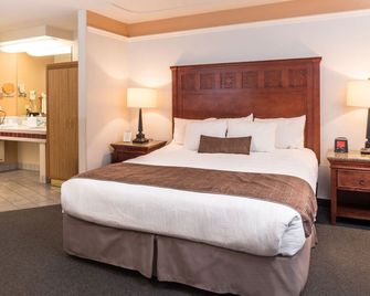 Laurel Inn & Conference Center - Salinas - Sypialnia