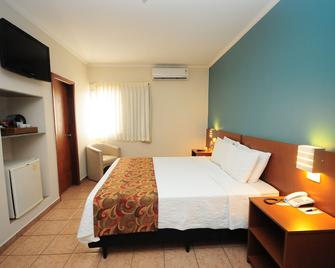 Hotel Riviera Araçatuba - Araçatuba - Camera da letto