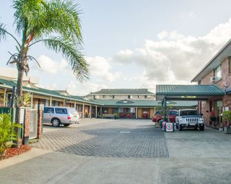 Arabella Motor Inn - Tweed Heads - Building