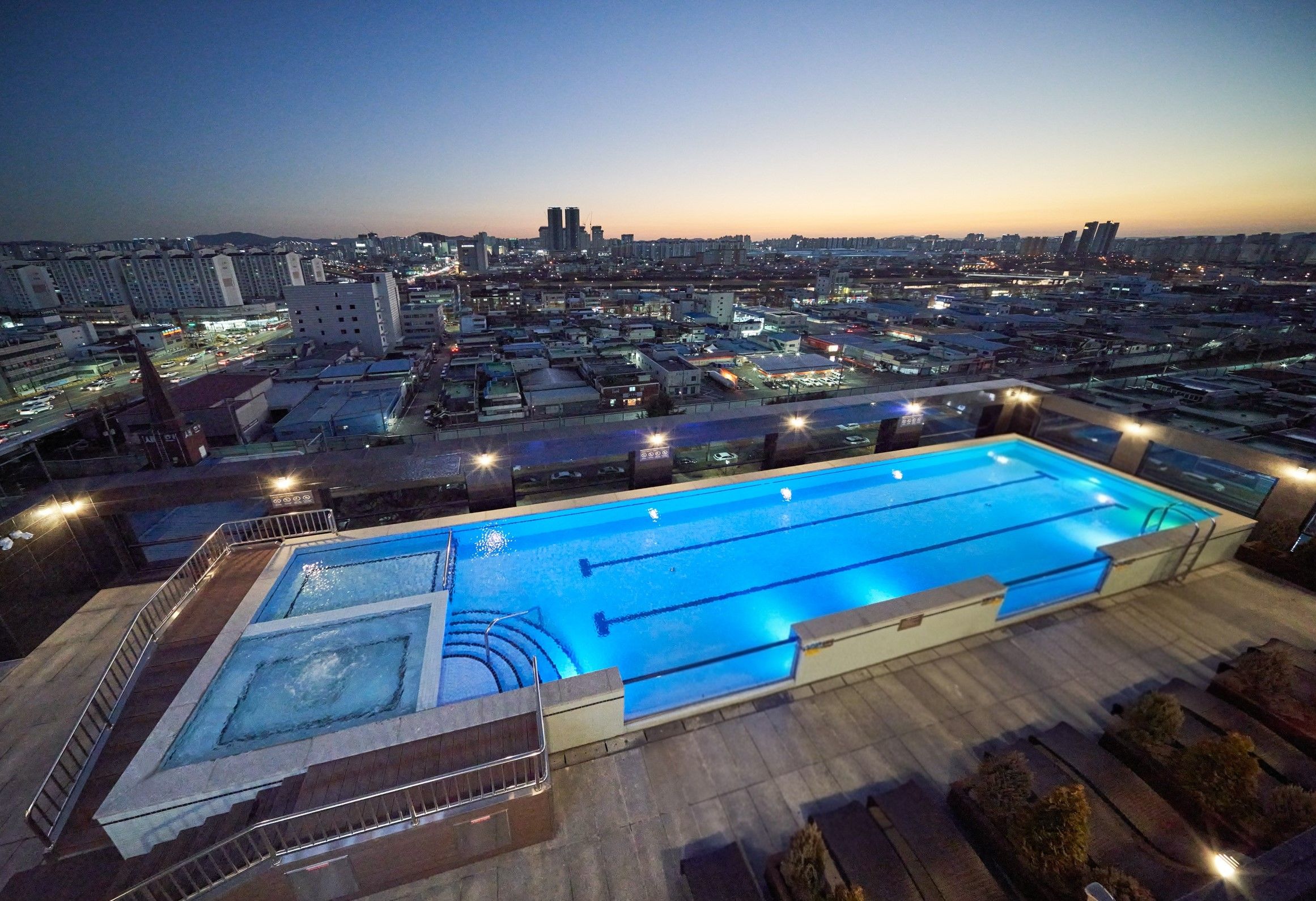 Gwangju H1 Hotel - Kwangdžu - Bazén