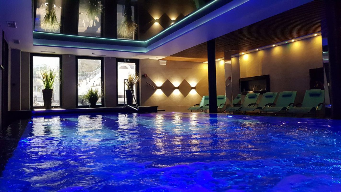 Delf Inn Adults Only - סווינוצ'י - בריכה