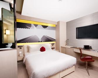 Butterfly on Waterfront - Hong Kong - Bedroom