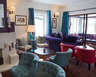 The Waterfront Boutique Hotel - Port Stanley - Lobby