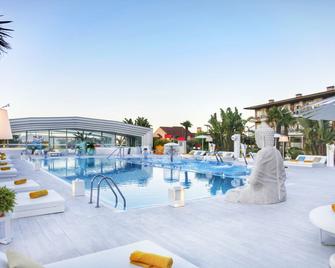 Augusta Eco Wellness Resort 4 Superior - Sanxenxo - Pool