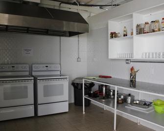Hostel Casa 33 - Panama City - Kitchen