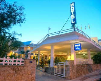 Hotel Ecoavenida - Benicàssim - Bina