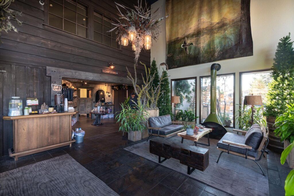 Campfire Hotel - בנד - לובי