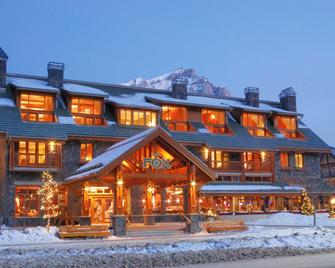 Fox Hotel & Suites - Banff - Building