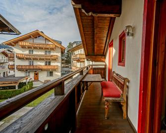 Gaestehaus Johanna Self-Check-In - كيتزبوهيل - شرفة