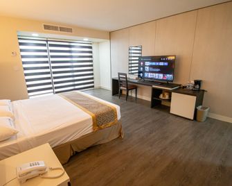 Bayview Hotel Guam - ตามูนิง - ห้องนอน