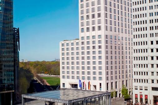 The Ritz-Carlton Berlin - Berlin - Building