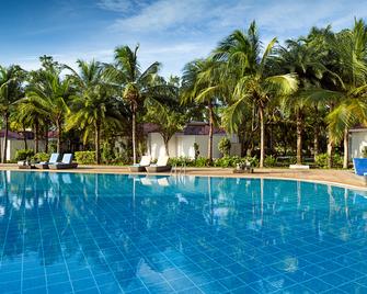 Chariot Beach Resort - Mahabalipuram - Pool