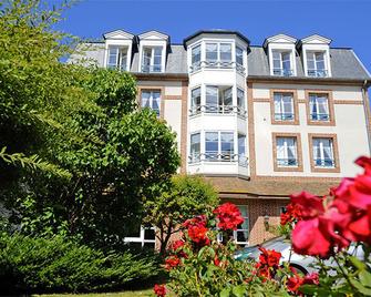 Dormy House - Étretat - Budynek