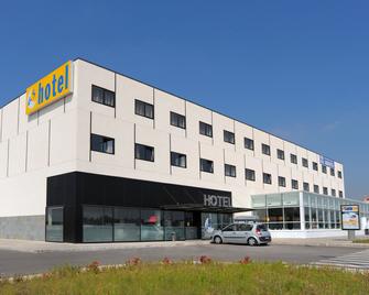 As Hoteles Torrent - Torrent - Building