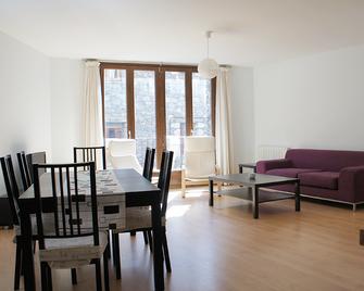 Apartamentos Casa Damián del Baile - Benasque - Salon