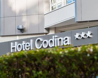 Hotel Sercotel Codina - São Sebastião - Edifício