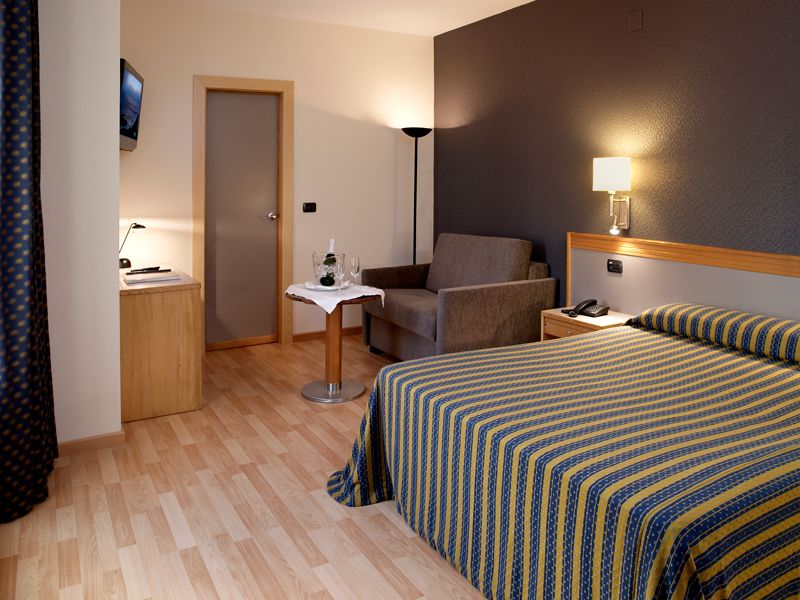 Sercotel Jaime I - Кастельон-де-ла-Плана - Спальня