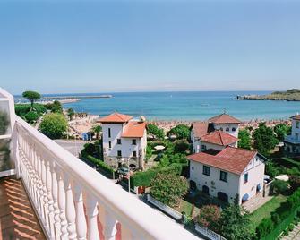 Las Rocas Playa Hotel - Castro-Urdiales - Balcony