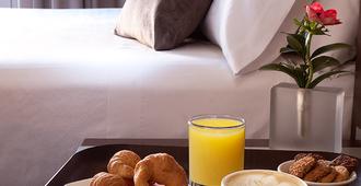 Hotel Madanis - ברצלונה - חדר שינה