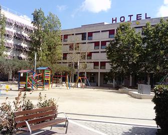 Hotel Sercotel Pere III El Gran - Vilafranca del Penedès - Building
