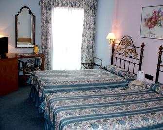 Hotel Sercotel Rey Sancho - Palencia - Camera da letto